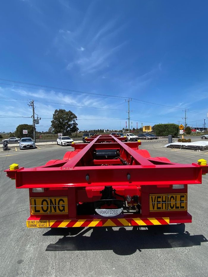 2025 Krueger 40' Skeletal C/W 12 Twist Locks Red