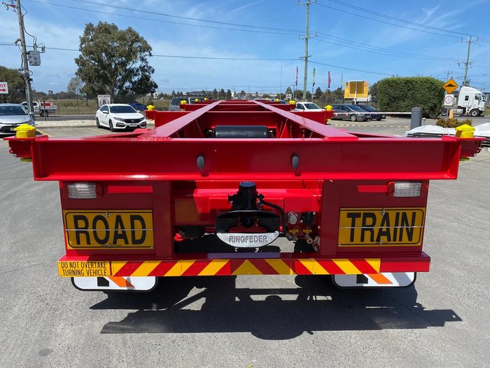 2025 Krueger 40' Skeletal C/W 12 Twist Locks Red