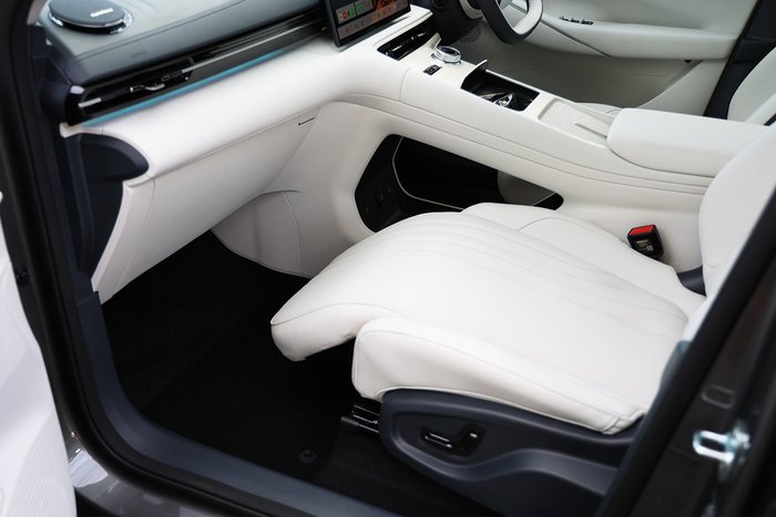 2025 Geely Ex5