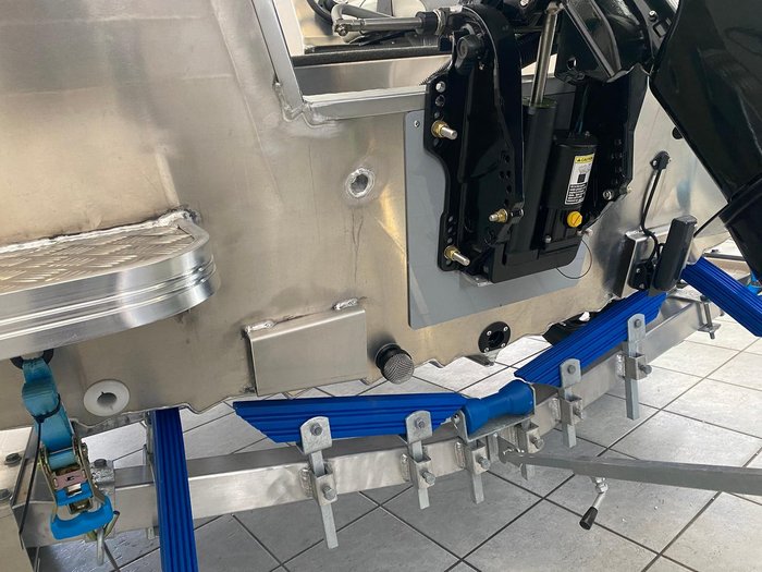 2025 QUINTREX 420 Renegade SC