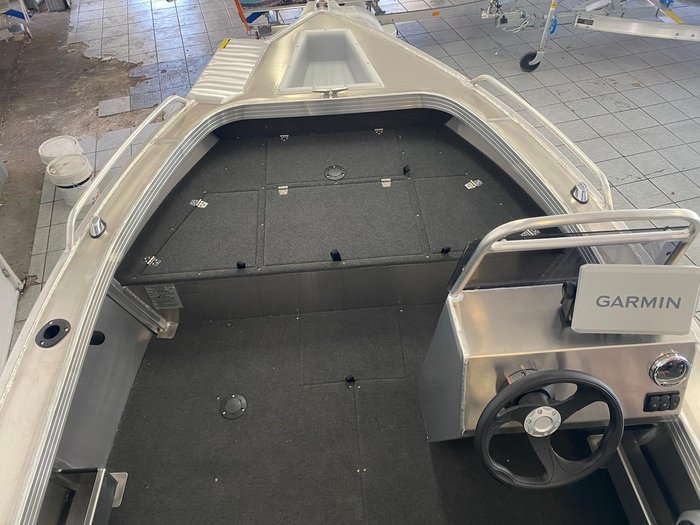 2025 QUINTREX 420 Renegade SC