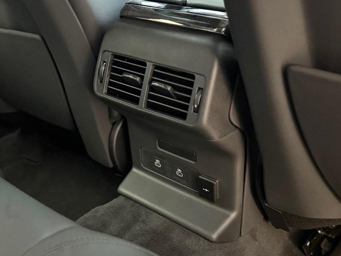 2024 Land Rover Range Rover Velar P400 Dynamic HSE