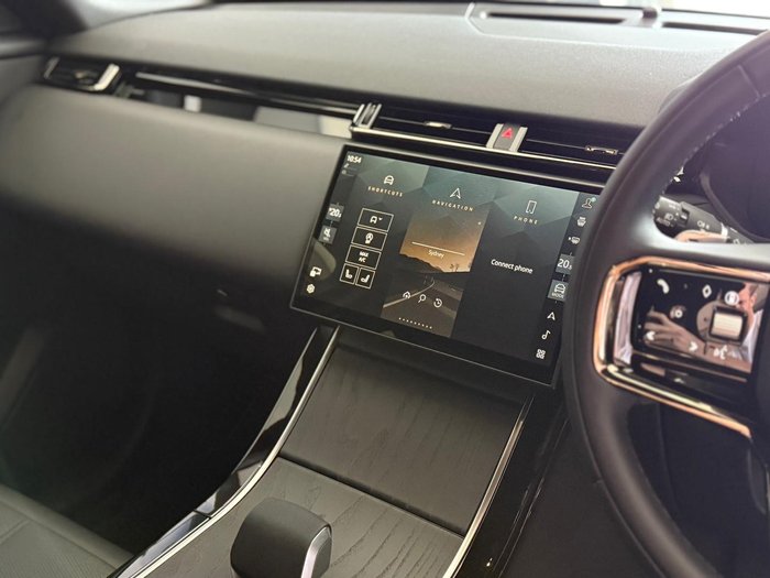 2024 Land Rover Range Rover Velar P400 Dynamic HSE