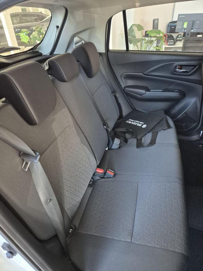 2024 Suzuki Swift Hybrid Plus