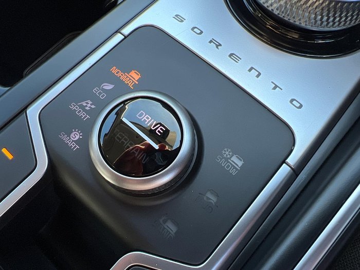 2025 Kia Sorento Sport