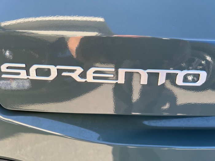 2025 Kia Sorento Sport