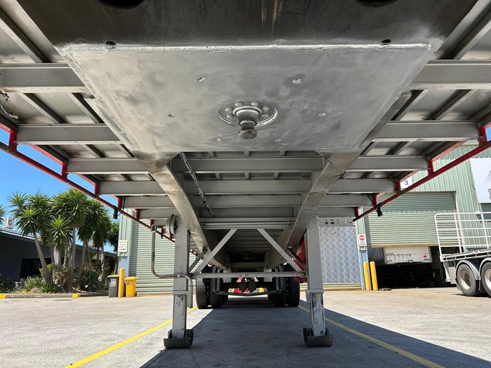 2015 Maxitrans St3 48' Flat Deck Open Semi Red