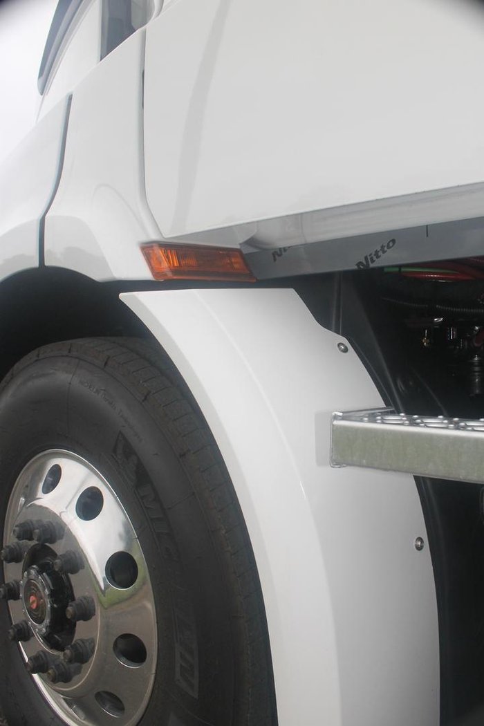 2024 Freightliner Cascadia 116 White