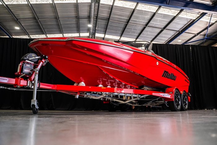 2025 Malibu Response TXi Open Bow