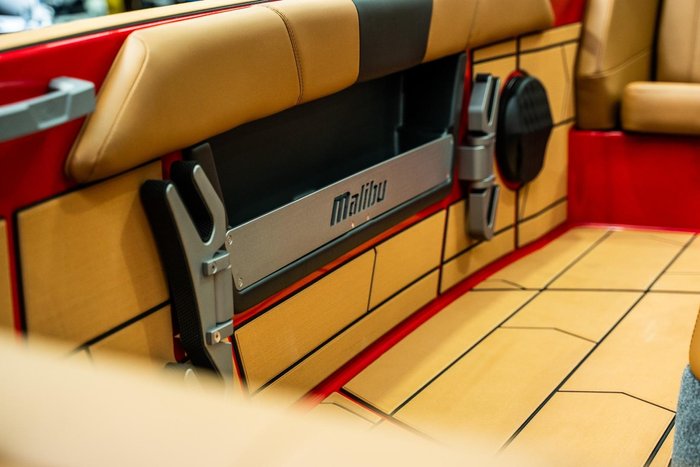 2025 Malibu Response TXi Open Bow