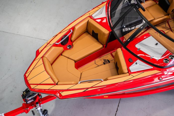 2025 Malibu Response TXi Open Bow