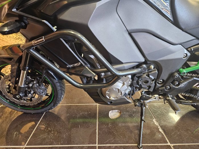 2017 Kawasaki VERSYS 1000 (KLZ1000) BLACK