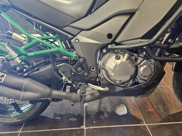 2017 Kawasaki VERSYS 1000 (KLZ1000) BLACK