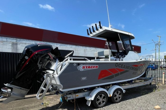 2025 Stacer 659 Ocean Ranger Centre Cab HT