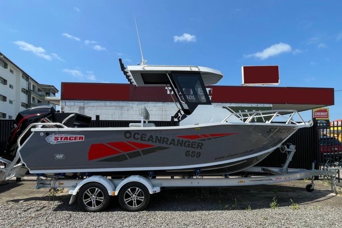 2025 Stacer 659 Ocean Ranger Centre Cab HT