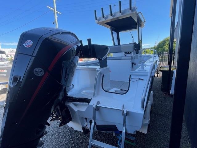 2025 Stacer 659 Ocean Ranger Centre Cab HT