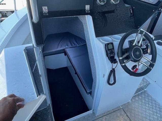 2025 Stacer 659 Ocean Ranger Centre Cab HT