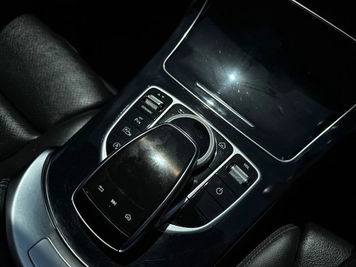 2020 Mercedes-Benz C-Class C200