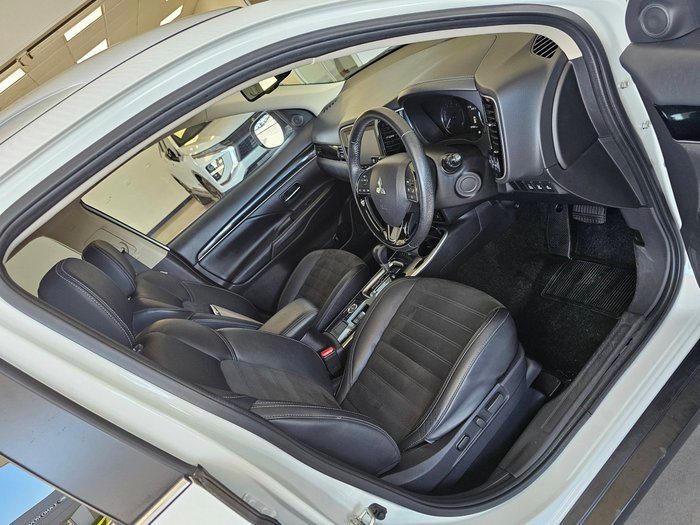 2019 MITSUBISHI OUTLANDER LS 7 SEAT AWD