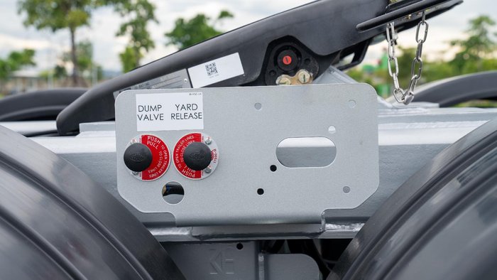 2025 Krueger Rt Dolly Silver