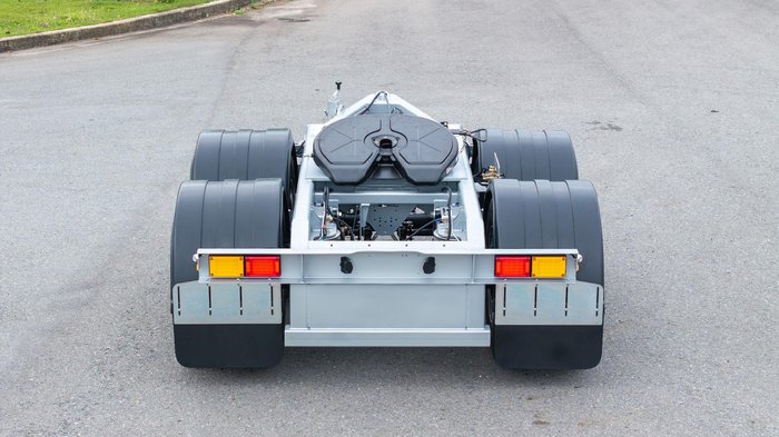 2025 Krueger Rt Dolly Silver