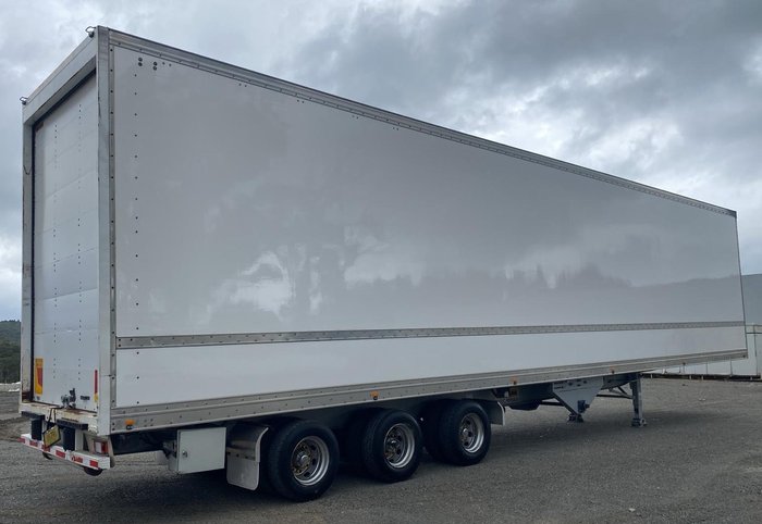 2020 Maxi Trans 24P Dry Van Ro Ro System White