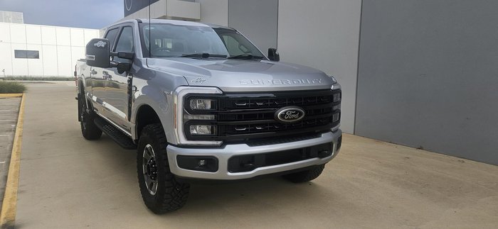 2023 Ford F350 Lariat