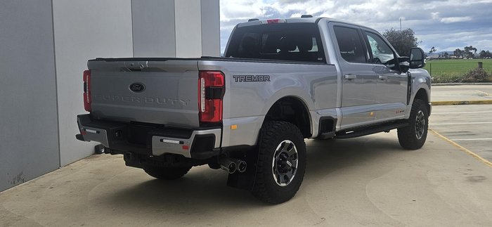 2023 Ford F350 Lariat