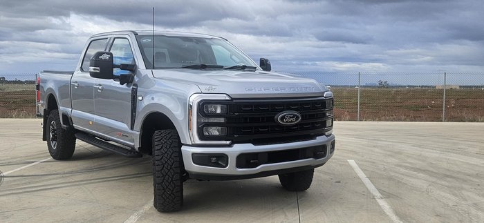2023 Ford F350 Lariat