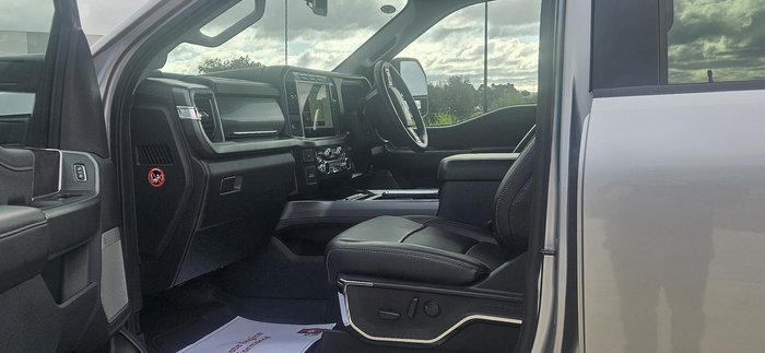 2023 Ford F350 Lariat