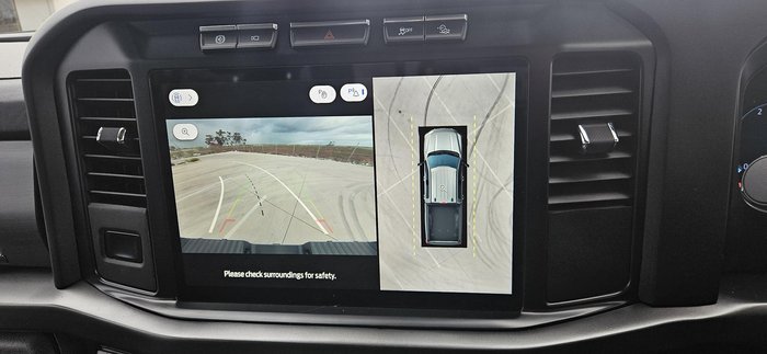 2023 Ford F350 Lariat