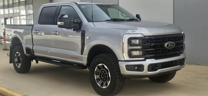 2023 Ford F350 Lariat
