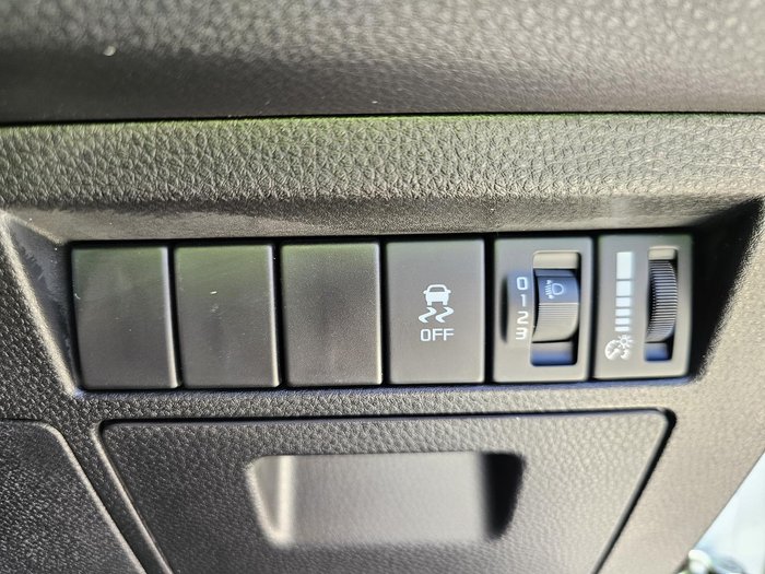 2024 Mazda BT-50 XS