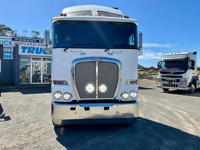 2013 Kenworth K200 Low Klm 501000 E5 Light Use Hist $145000+Gst 7834 Hours KENWORTH K200 AERODYNE WHITE