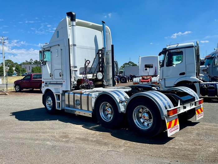2013 Kenworth K200 Low Klm 501000 E5 Light Use Hist $145000+Gst 7834 Hours KENWORTH K200 AERODYNE WHITE