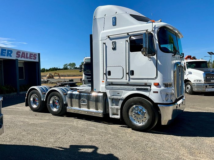 2013 Kenworth K200 Low Klm 501000 E5 Light Use Hist $145000+Gst 7834 Hours KENWORTH K200 AERODYNE WHITE