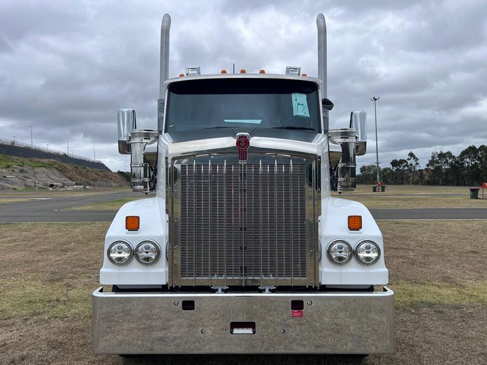 2024 Kenworth T610 Series T610SAR White