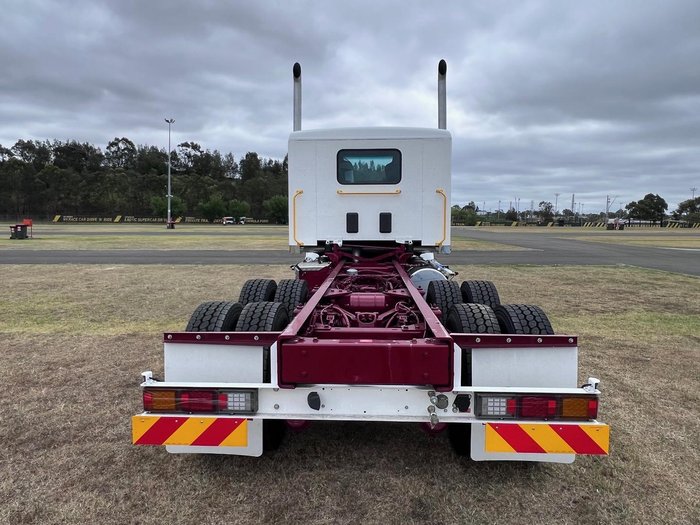 2024 Kenworth T610 Series T610SAR White