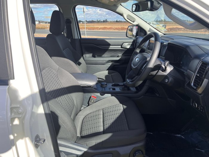 2024 Ford Everest Ambiente