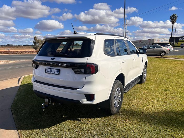 2024 Ford Everest Ambiente