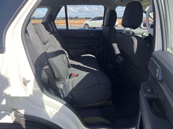 2024 Ford Everest Ambiente