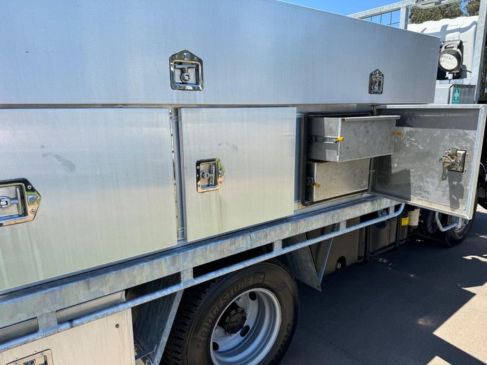 2014 Isuzu Nls 200 WHITE