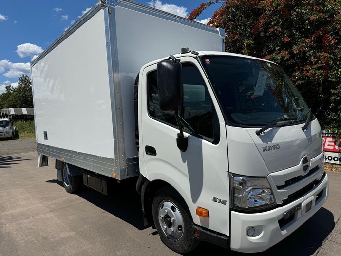 2014 Isuzu Nls 200 WHITE