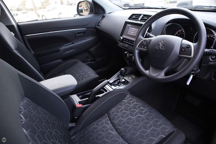 2024 Mitsubishi ASX ES