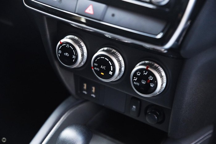2024 Mitsubishi ASX ES