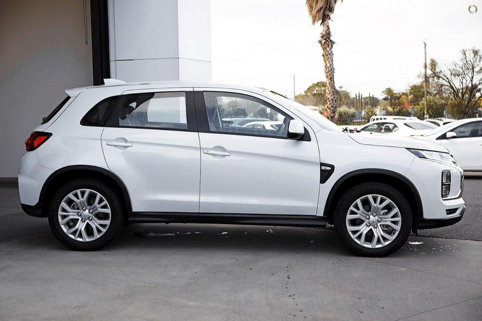 2024 Mitsubishi ASX ES