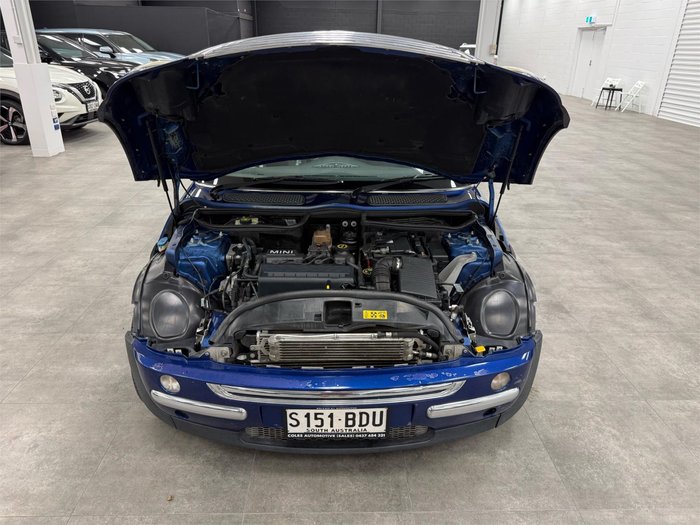2003 MINI Hatch Cooper