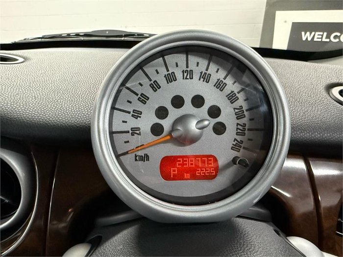 2003 MINI Hatch Cooper