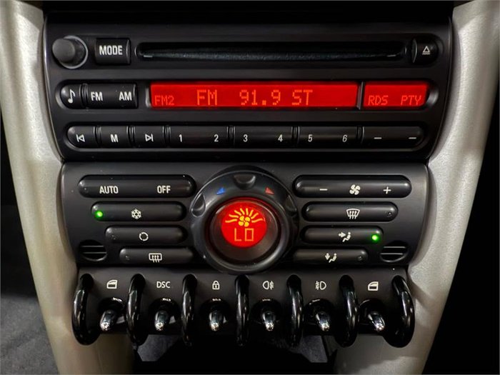 2003 MINI Hatch Cooper