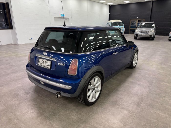2003 MINI Hatch Cooper